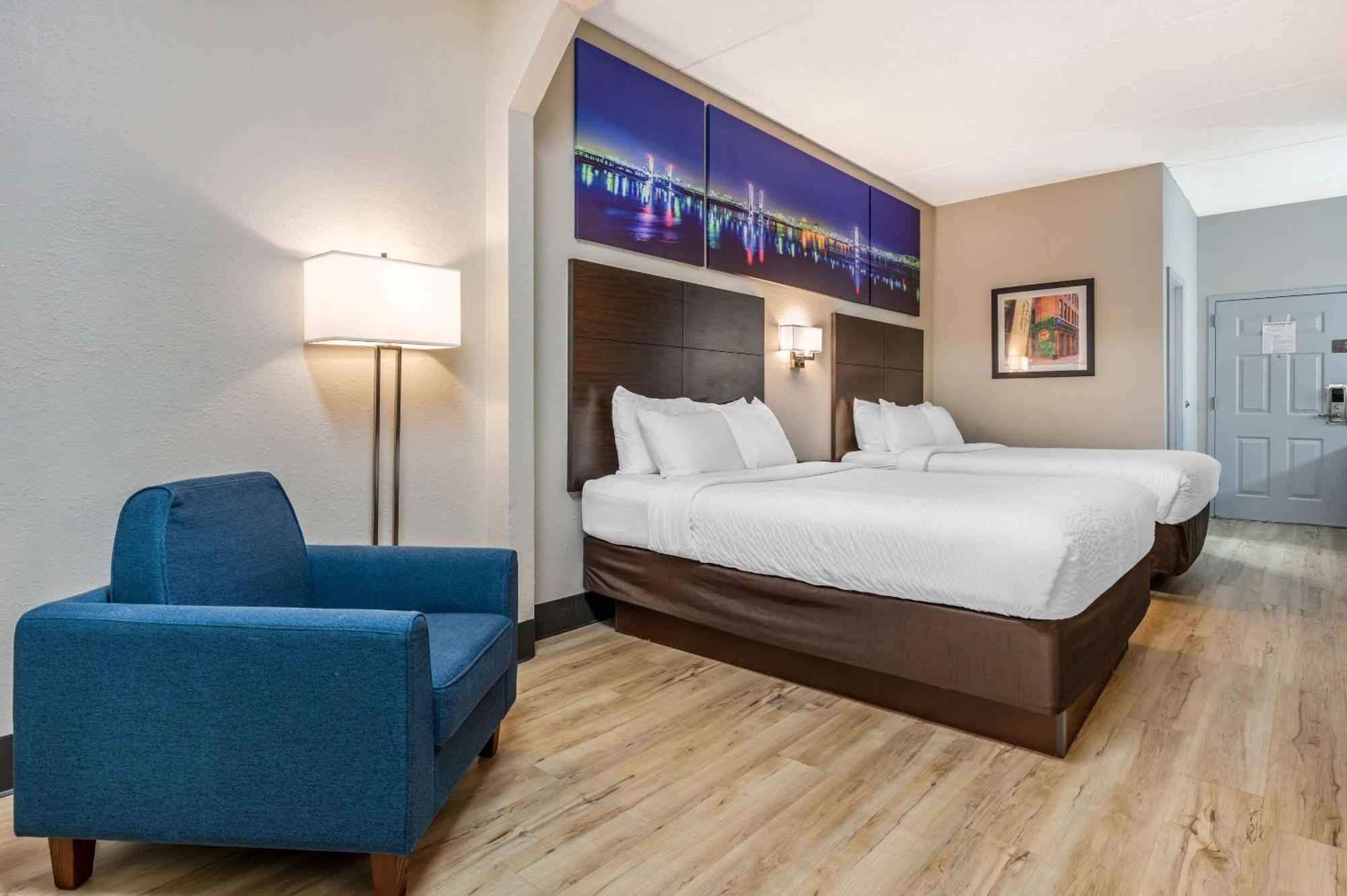 Clarion Pointe Louisville East Esterno foto
