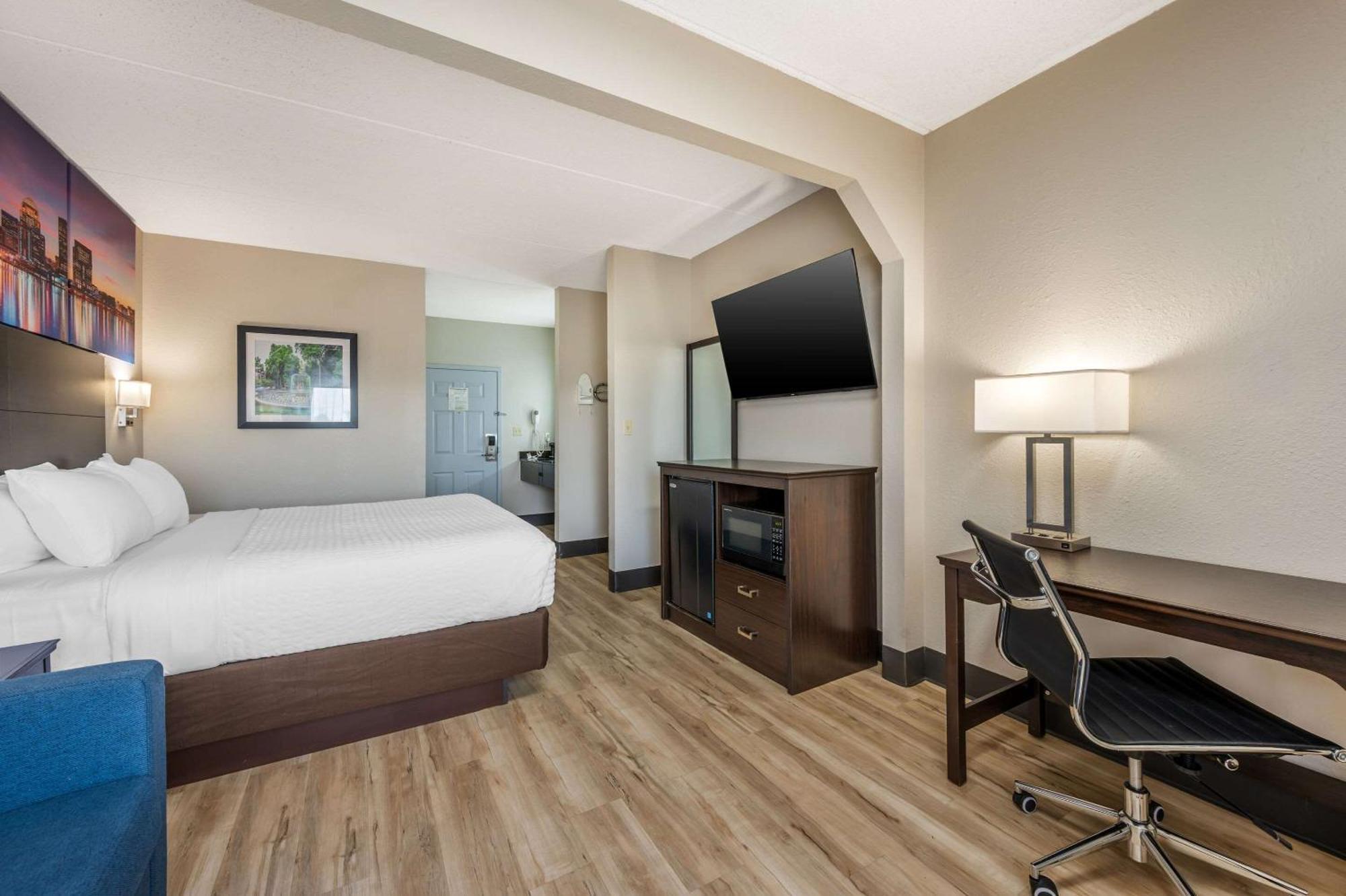 Clarion Pointe Louisville East Esterno foto